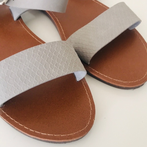 Gray Open Toes One Band Ankle Strap Flat Sandal - Picture 7 of 11
